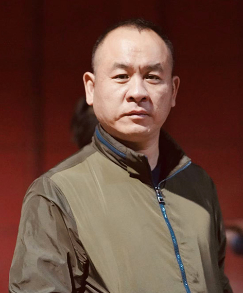 常务副会长   屈东